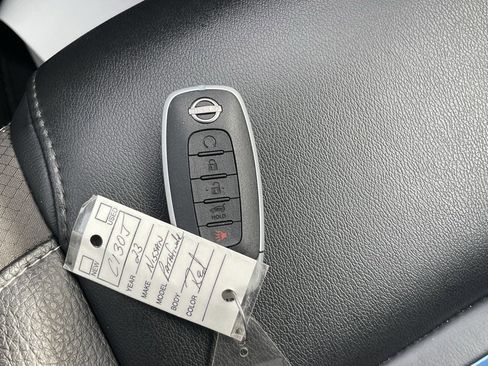 Used 2023 Nissan Pathfinder SL image 36