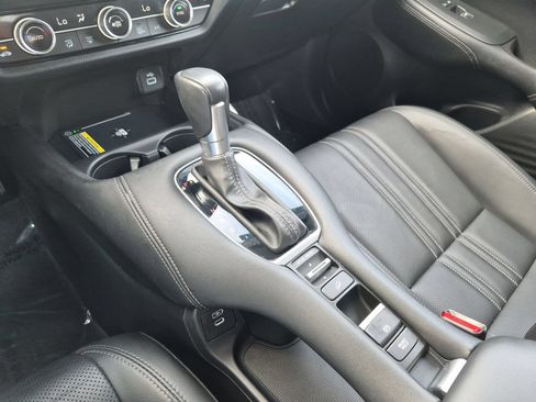 Used 2024 Honda HR-V EX-L image 22
