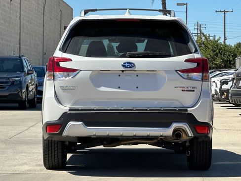 Used 2023 Subaru Forester Touring w/ Popular Package #2 AWD/4WD image 4