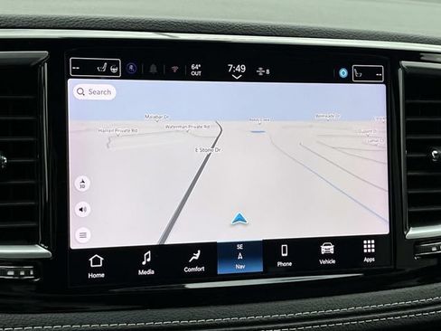 Used 2025 Chrysler Pacifica Limited FWD image 35