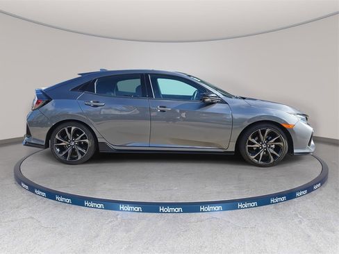 Used 2018 Honda Civic Sport Touring image 3