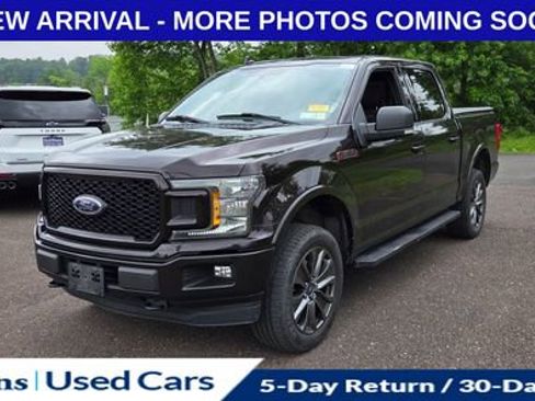 Used 2018 Ford F150 XLT w/ Equipment Group 302A Luxury AWD/4WD image 3