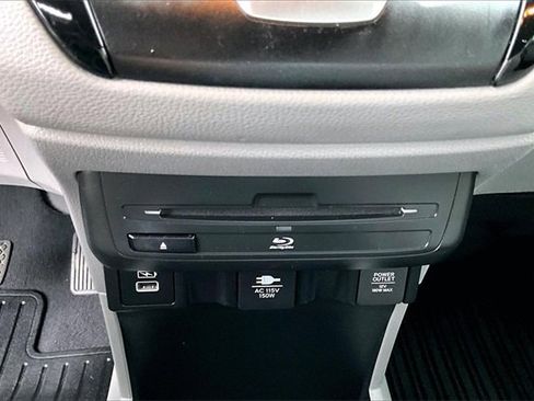 Used 2022 Honda Odyssey Elite image 24