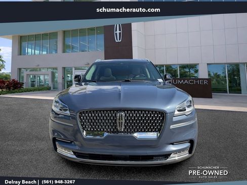 Certified 2021 Lincoln Aviator Reserve w/ Equipment Group 202A AWD/4WD image 2