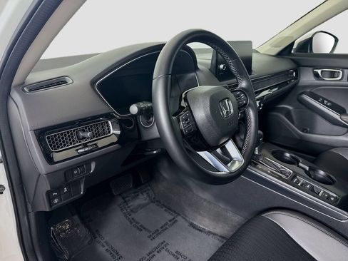 Used 2024 Honda Civic Touring image 9