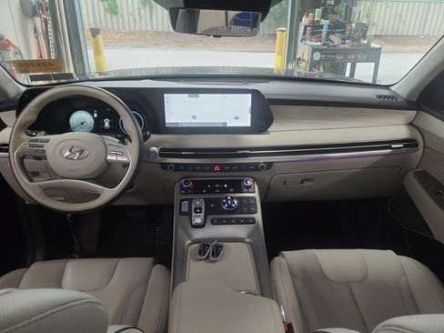 Used 2024 Hyundai Palisade Calligraphy AWD/4WD image 5