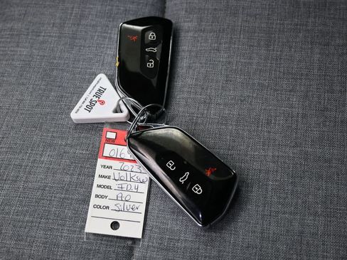 Used 2023 Volkswagen ID.4 Pro image 30