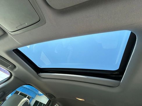 Used 2021 Honda CR-V EX image 6