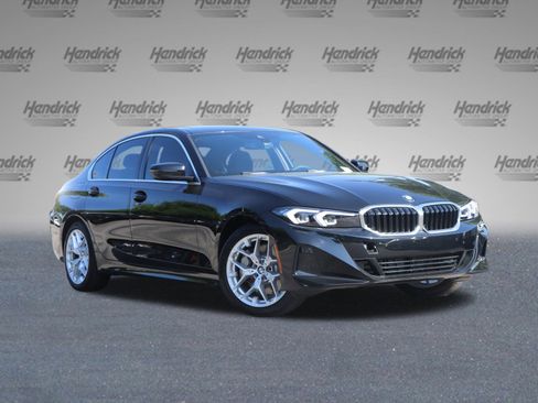 Certified 2025 BMW 330i Sedan w/ Premium Package image 2