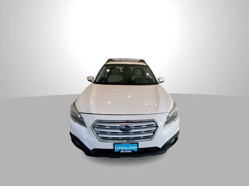 Used 2016 Subaru Outback 2.5i Premium image 3