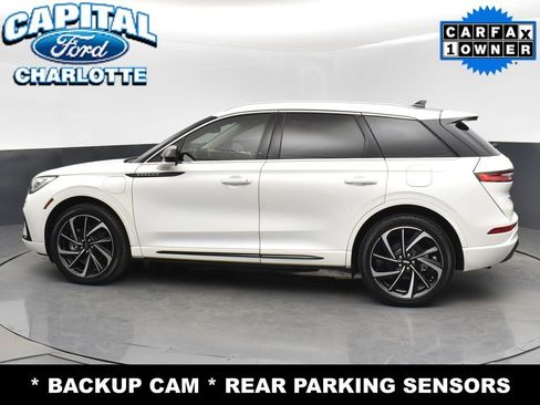 Used 2024 Lincoln Corsair Grand Touring w/ Rear Removable Package Tray image 7