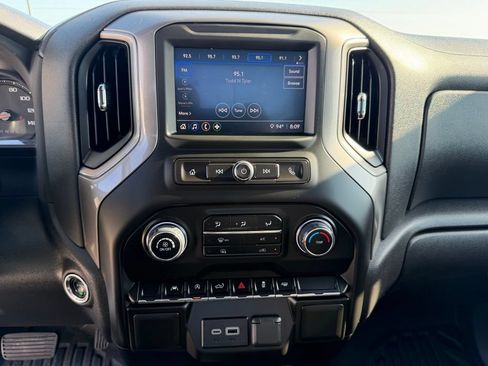 Used 2025 Chevrolet Silverado 1500 W/T RWD image 18