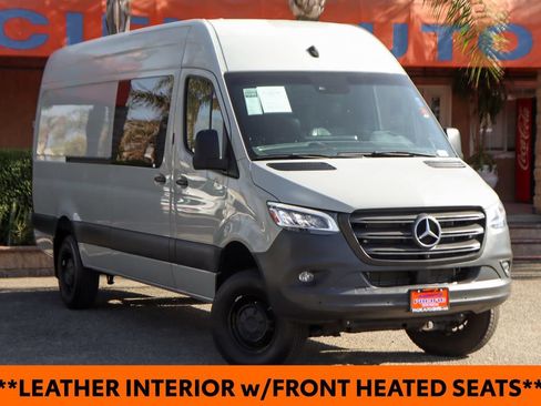 Used 2022 Mercedes-Benz Sprinter 2500 image 2
