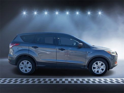 Used 2014 Ford Escape S image 2