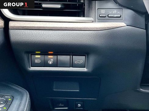 Used 2024 Toyota Grand Highlander AWD image 34