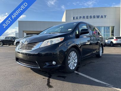 Used 2015 Toyota Sienna XLE