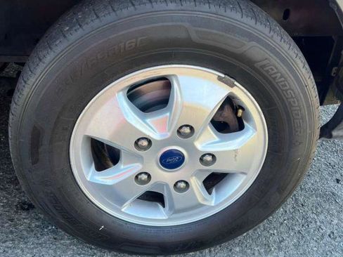 Used 2017 Ford Transit 350 XLT RWD image 29