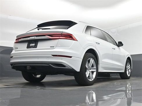 Used 2019 Audi Q8 Premium w/ Convenience Package image 61