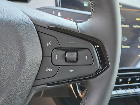 New 2027 Chevrolet Bolt LT w/ Comfort Package FWD image 17
