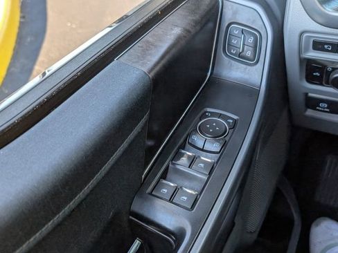 Used 2023 Ford F150 Lariat w/ Trailer Tow Package image 42