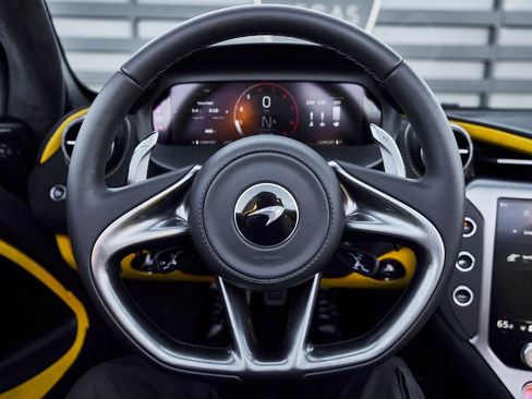 Used 2026 McLaren 750S Spider image 53