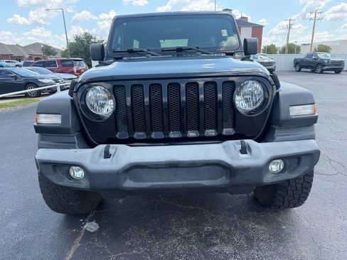 Used 2018 Jeep Wrangler Unlimited Sport S AWD/4WD image 6