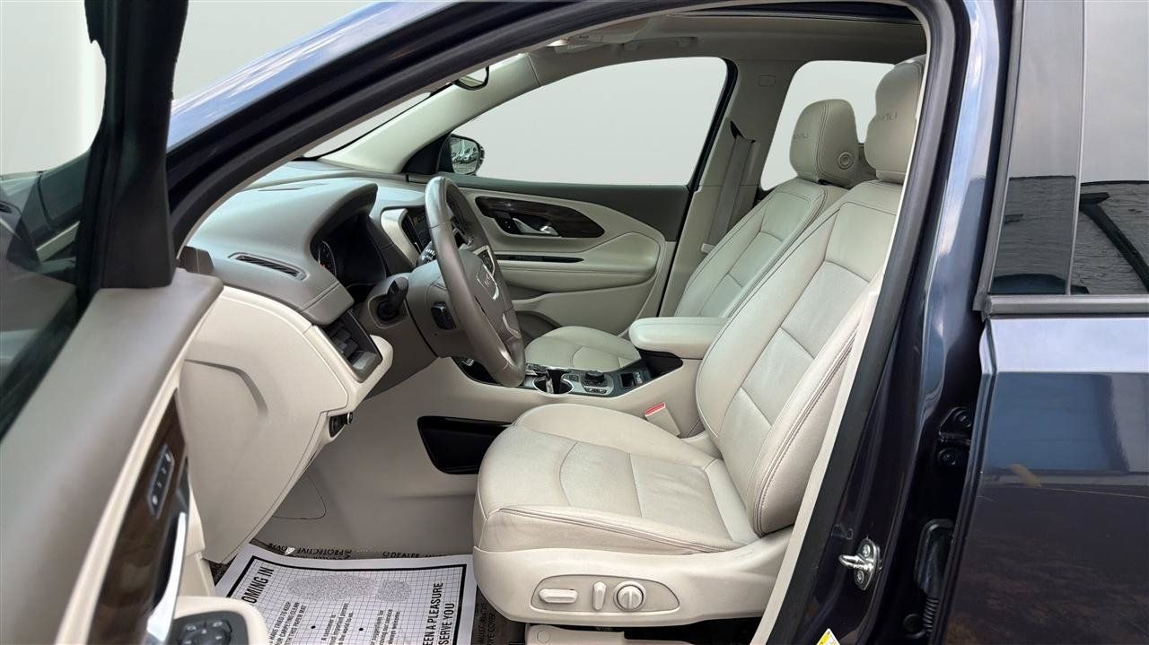 Used 2019 GMC Terrain Denali w/ Advanced Safety Package AWD/4WD image 11
