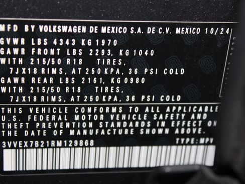 Used 2024 Volkswagen Taos SE image 20