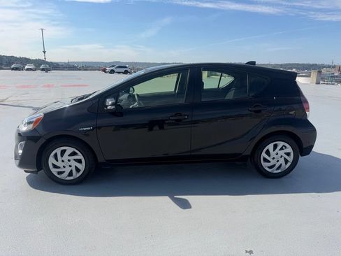 Used 2015 Toyota Prius C Two FWD image 6