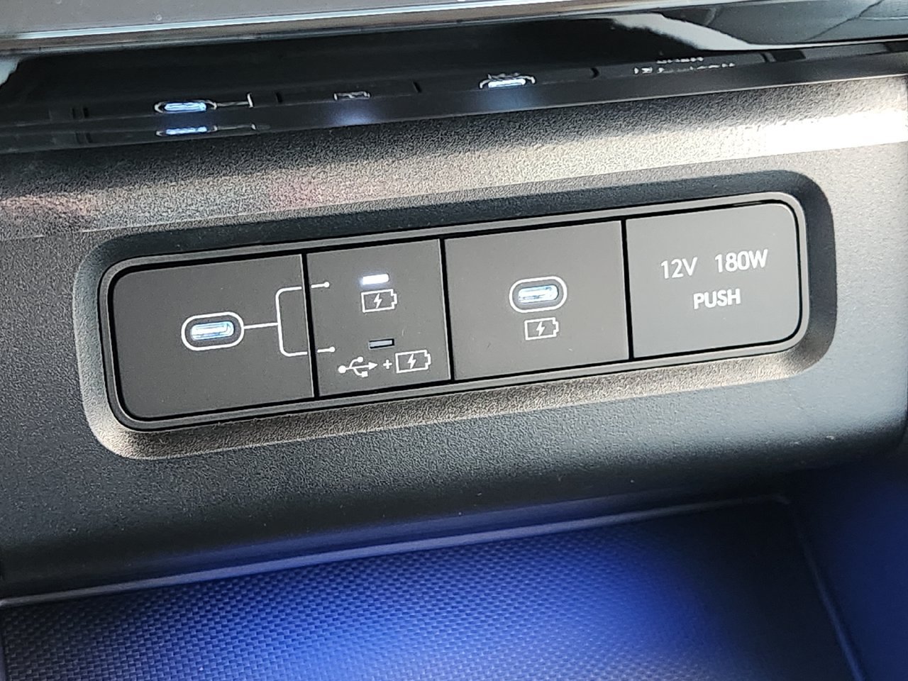 New 2026 Hyundai Tucson Limited AWD/4WD image 19