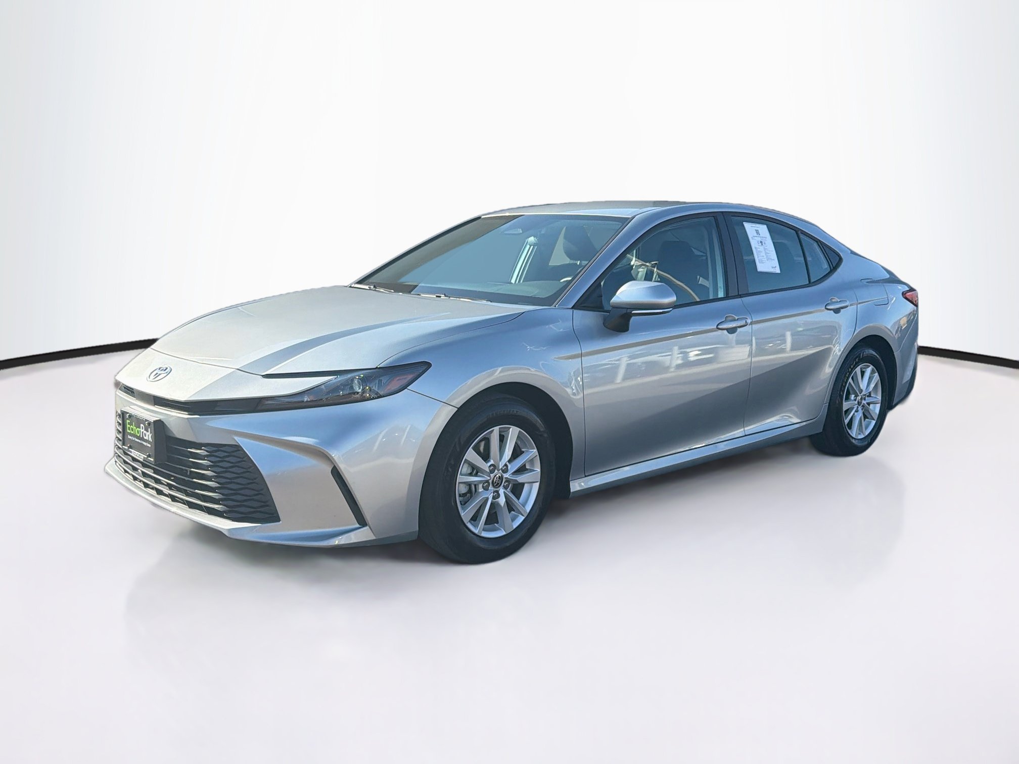 Used 2026 Toyota Camry LE FWD image 3