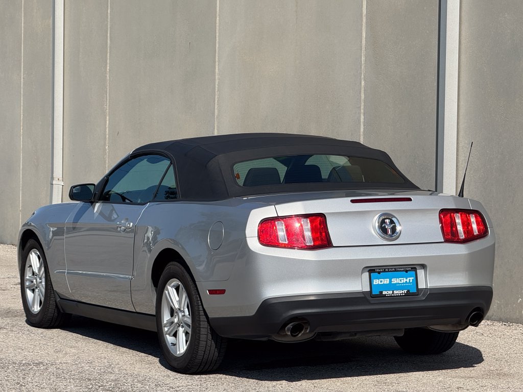 Used 2012 Ford Mustang Convertible RWD image 30