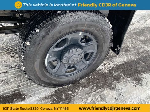 Used 2025 RAM 3500 Tradesman w/ Safety Group image 10