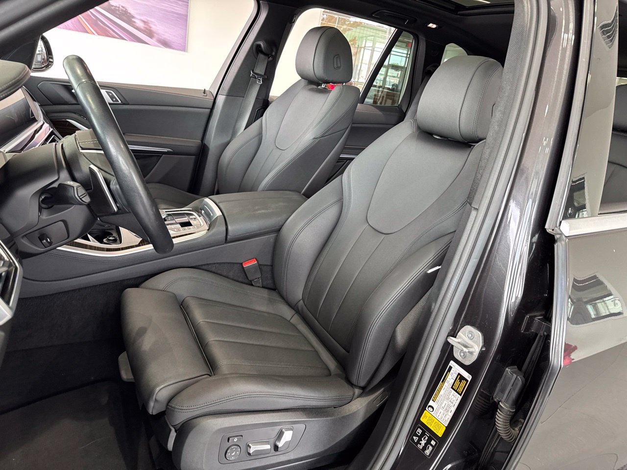 Used 2020 BMW X5 xDrive40i w/ Convenience Package AWD/4WD image 15