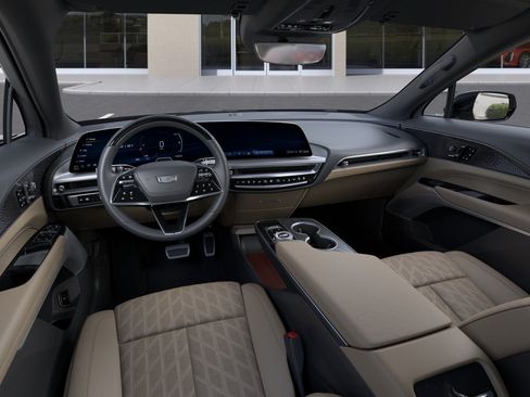 New 2026 Cadillac Lyriq Signature Luxury w/ Nappa Leather Package AWD/4WD image 15