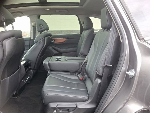 Certified 2022 Acura MDX SH-AWD w/ Technology Package image 10