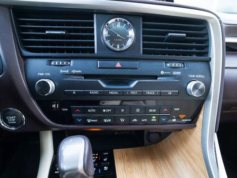 Used 2019 Lexus RX 350L AWD image 22