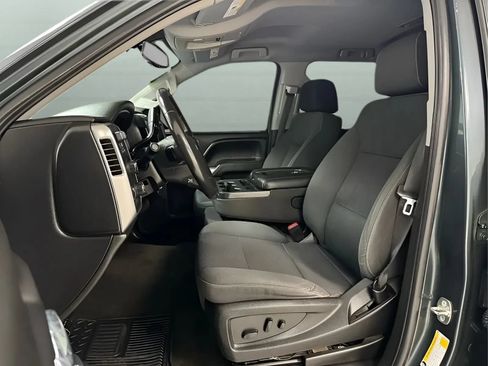 Used 2018 Chevrolet Silverado 1500 LT w/ All Star Edition AWD/4WD image 10