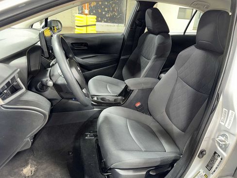 Used 2022 Toyota Corolla LE FWD image 15