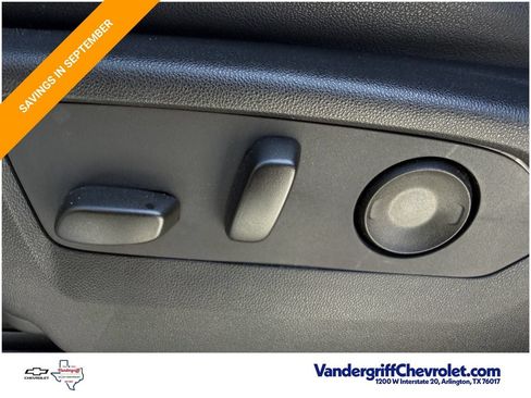 Used 2024 Chevrolet Silverado 2500 LTZ w/ LTZ Convenience Package AWD/4WD image 25