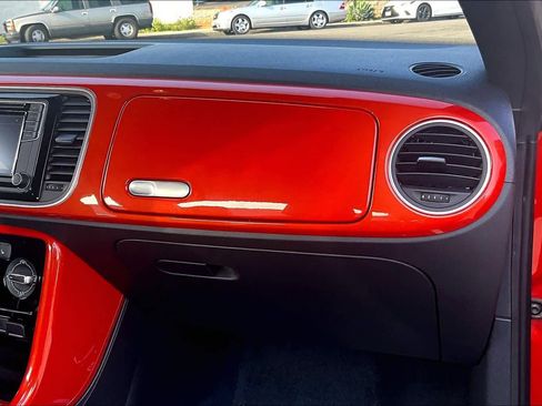 Used 2017 Volkswagen Beetle 1.8T SE image 18