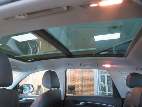 Used 2016 Audi Q5 2.0T Premium AWD/4WD image 44
