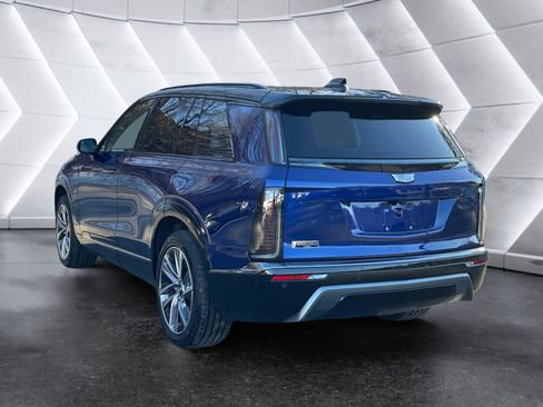 New 2026 Cadillac Vistiq Sport image 4