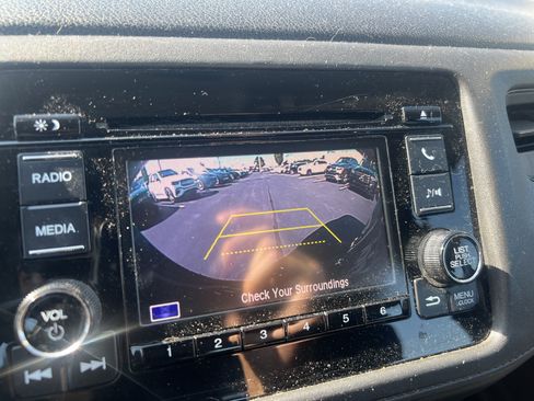 Used 2019 Honda HR-V LX image 25