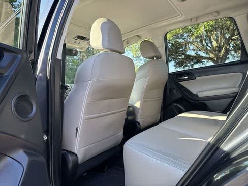 Used 2018 Subaru Forester 2.5i Limited AWD/4WD image 16