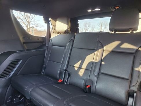 Used 2023 Chevrolet Tahoe LT w/ Luxury Package image 31