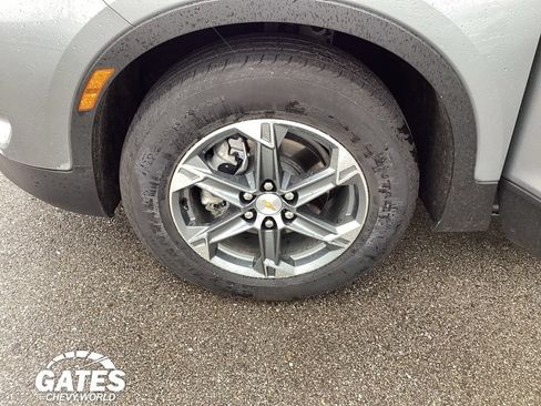 Used 2025 Chevrolet Blazer LT AWD/4WD image 29