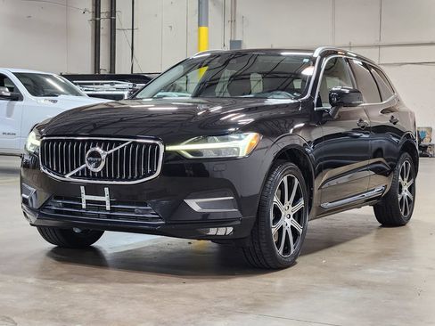 Used 2020 Volvo XC60 T6 Inscription w/ Protection Package Premier AWD/4WD image 4