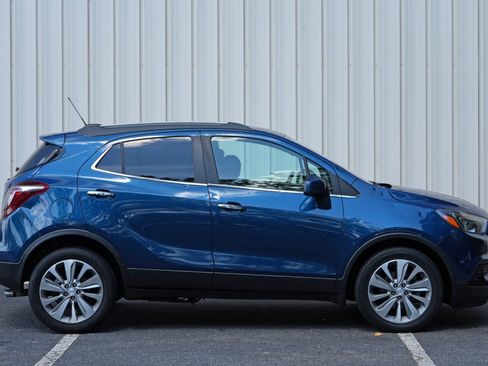 Used 2020 Buick Encore Preferred w/ Safety Package FWD image 48