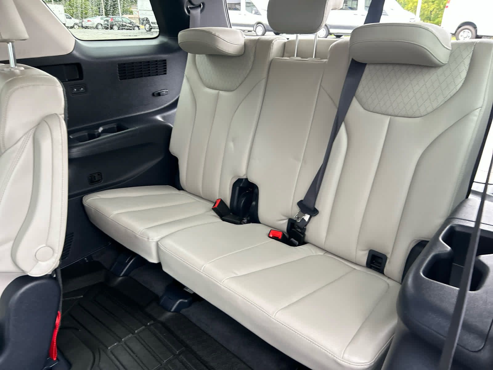 Used 2022 Hyundai Palisade SEL w/ Premium Package AWD/4WD image 28